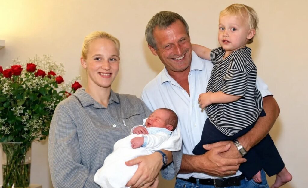Das Neugeborene der Familie Konstantin Wecker