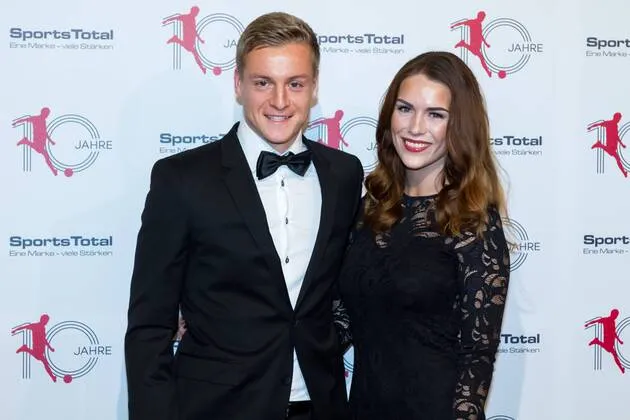 Felix Kroos und Ehefrau Lisa Klaas gemeinsam bei einem SportsTotal-Event