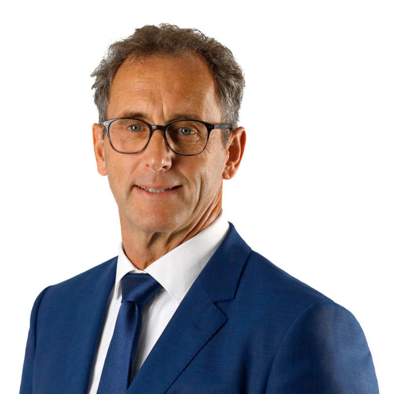 Wolfram Becker, Finanzberater und Ehemann von Gerit Kling, auf einem Business-Porträt.